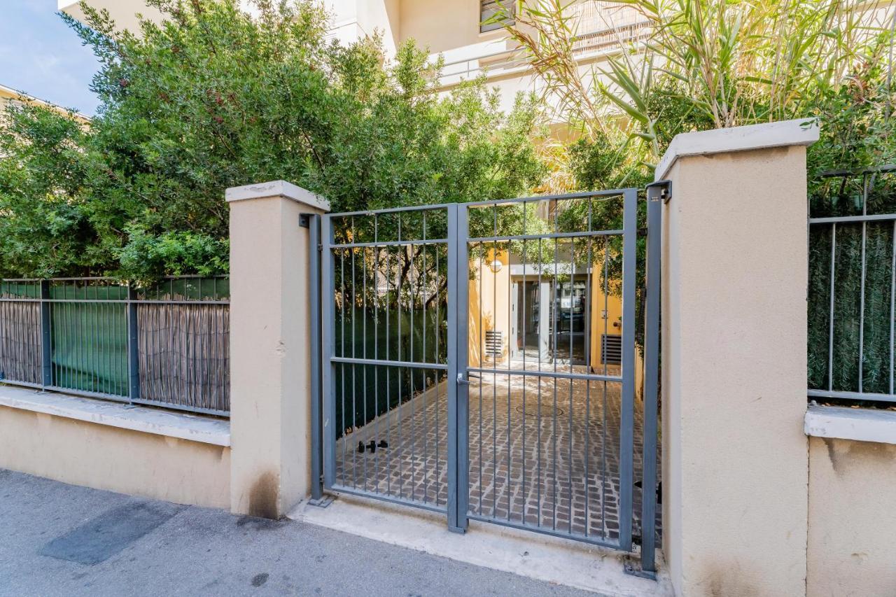 La Joliette; Duplex 2 chambres, PARKING INCLUS+ Terrasse+ ascenseur Marsiglia Esterno foto